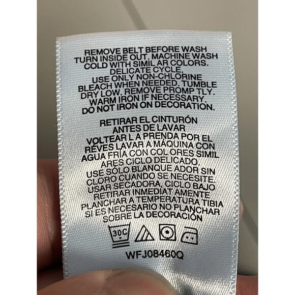 WallFlower Denim Bermuda Shorts Womens Size 5 Blue Cuffed Stretch Embroidered - Picture 11 of 11